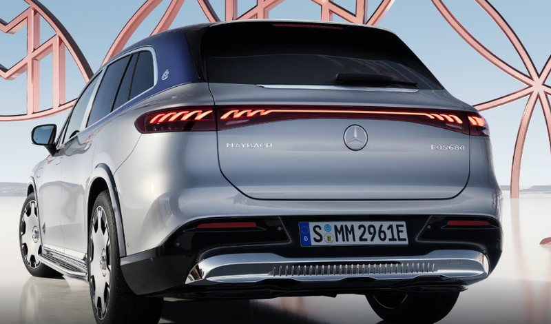 2604Maybach EQS SUV 4.png