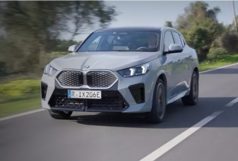▲BMW iX2 EV