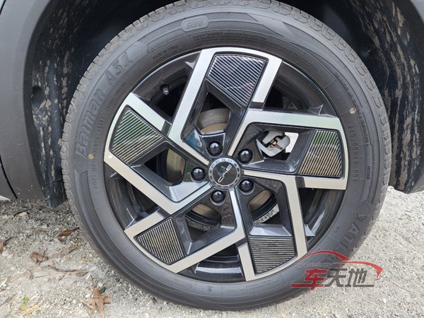 BYD-Atto-3_10.jpg