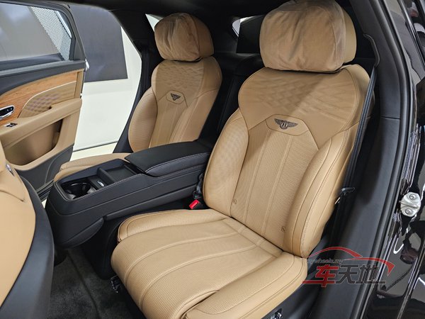 Bentley-Bentayga-EWB-Azure-20.jpg