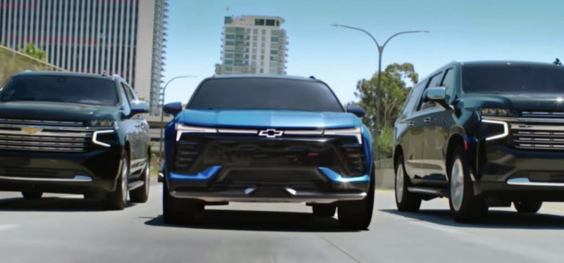 ▲在电影《Barbie》里,Chevrolet Blazer EV SS与Mattel的高层车队展开追逐。