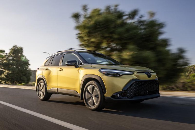 ▲在更强的动力加持之下,美规Corolla Cross Hybrid可在8秒内完成0~60 mph加速。