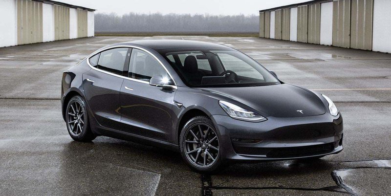 ▲最近引入大马售卖的全电动车款是在海外畅销的特斯拉Model 3 ,价格30万令吉起。
