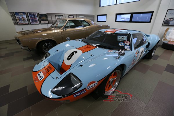 Ford-GT-40_FE220605CCMa23.jpg
