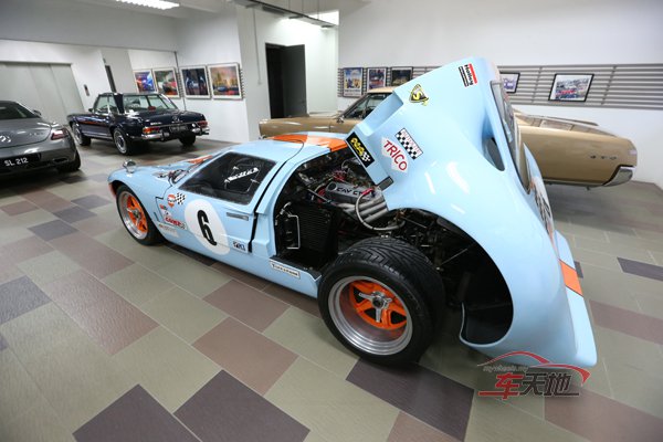 Ford GT 40_FE220605CCMa33.jpg
