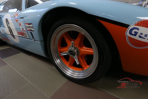 Ford GT 40_FE220605CCMa44.jpg