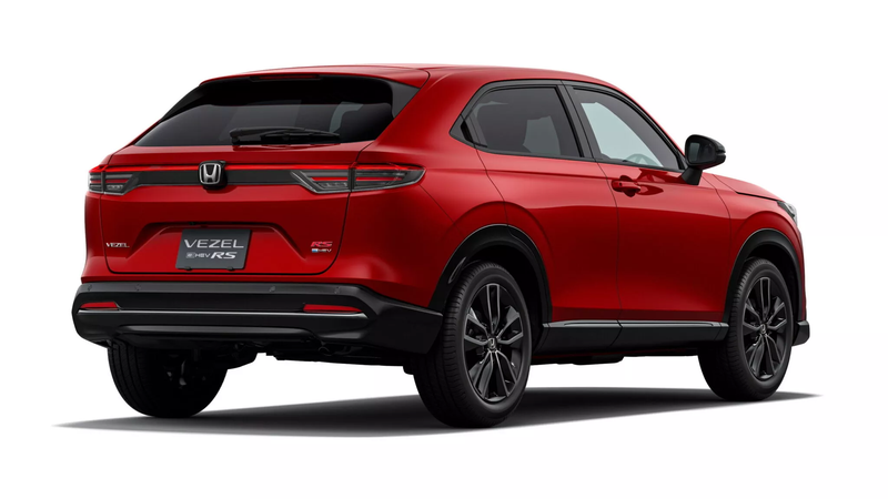 ▲Honda HR-V 日规版本,今天推出全新等级 e:HEV RS,在降低悬吊、加入运动化诉求后,提升操纵的乐趣。