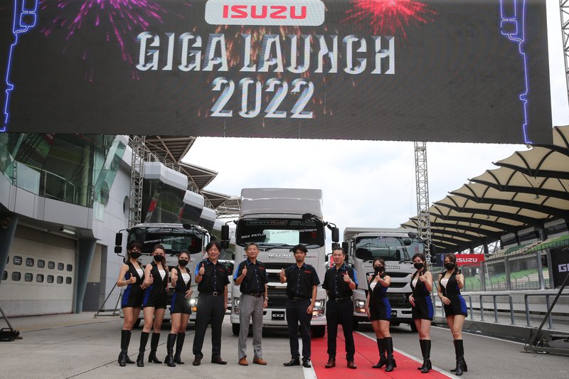 IsuzuGIGA _01