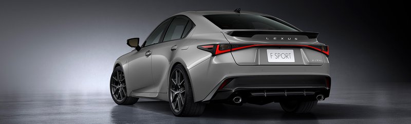 LEXUS IS_1190925_B.jpg