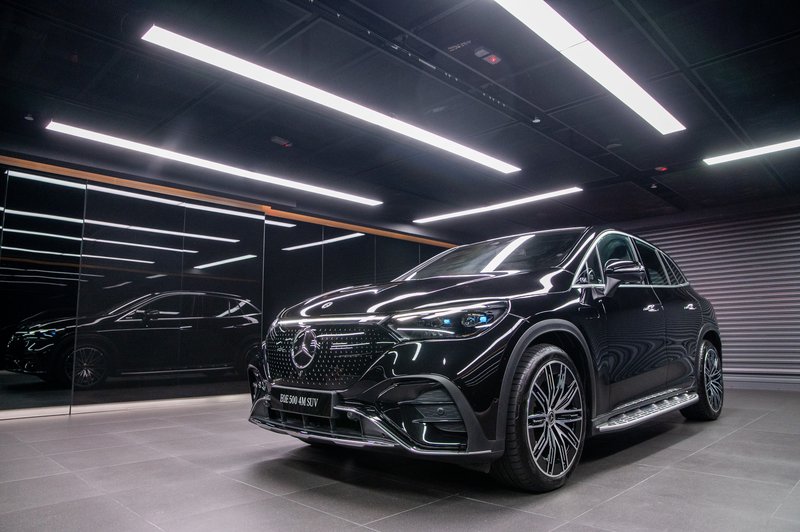MB EQE 500 4M SUV_ (5).jpg