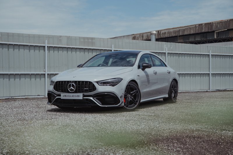 Mercedes-AMG CLA 45 S 4MATIC+ Coupé Final Edition_Front.jpg