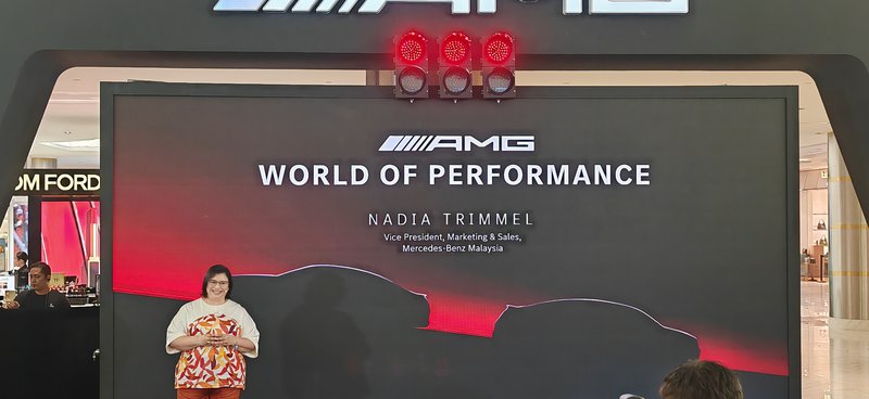 Mercedes-AMG World of Perfoemance.jpg