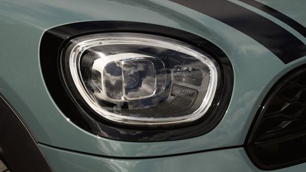 Mini-Countryman03.jpg
