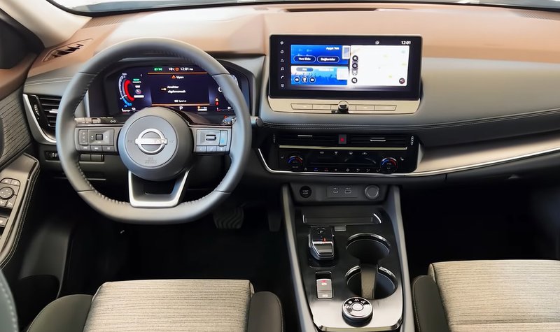 NISSAN X-TRAIL e-POWER_1.jpg