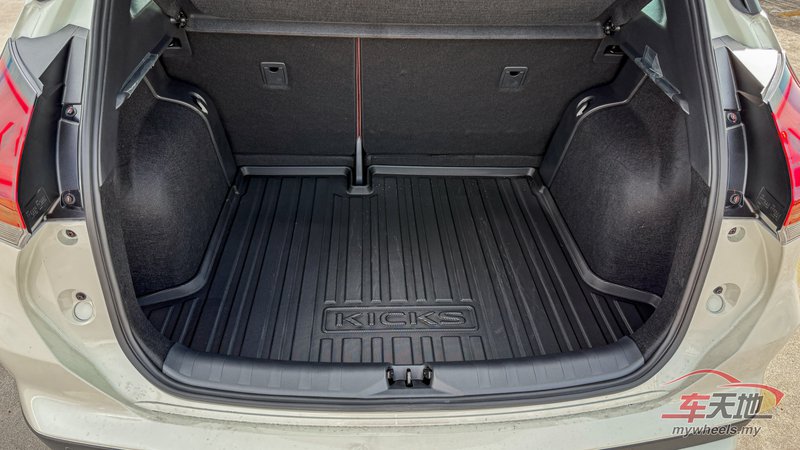 Nissan-Kicks-Review-38.jpg