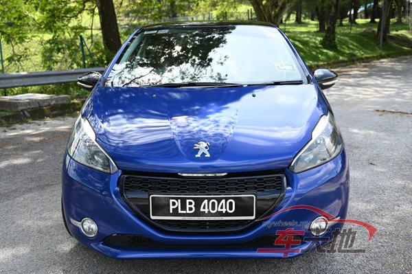 Peugeot 208_FE221221skhA07.jpg