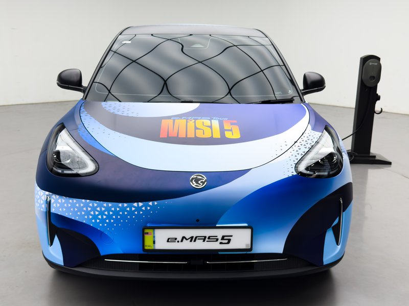 Proton e.MAS 5_04.JPG