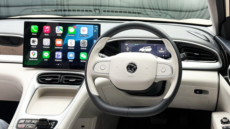 Proton e.MAS 5_11.JPG