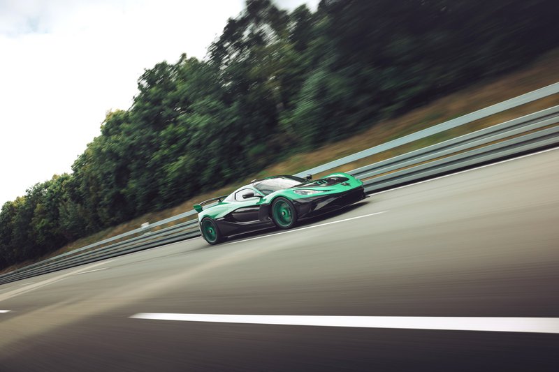 Rimac-Nevera-R-sets-multiple-world-records-3.jpg