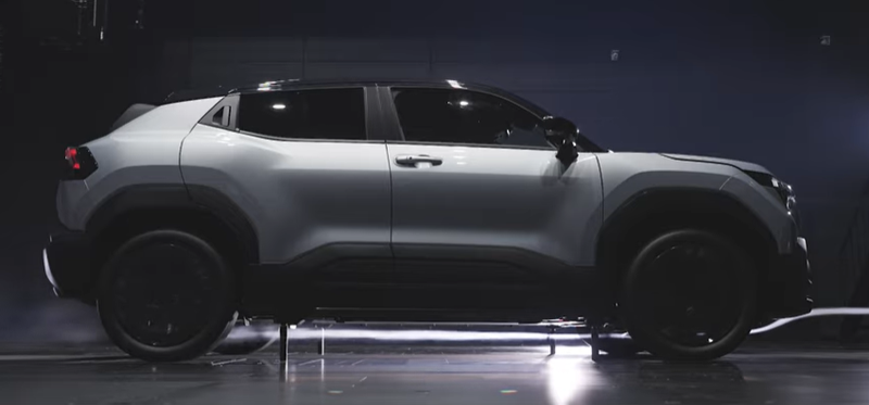 Suzuki e Vitara130925_8.png