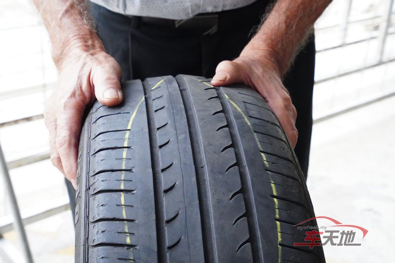 Tyre_FE221013lckZ09.jpg