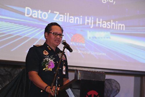 director general of road transport minister giving a speech.jpg