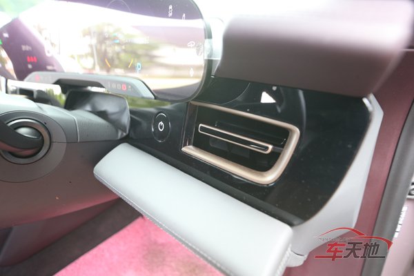 fe221003ccmb10.jpg