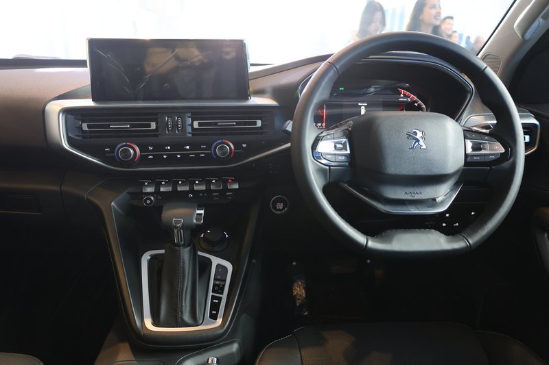 fe230320ccmx15.jpg