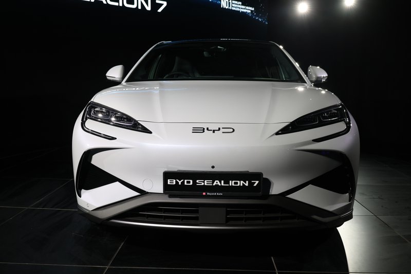 fe241114ccmz15.jpg