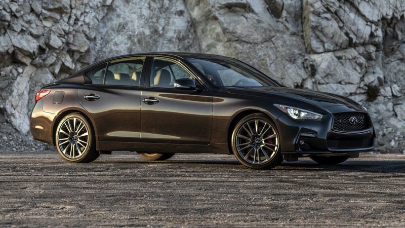 ▲infiniti q50。