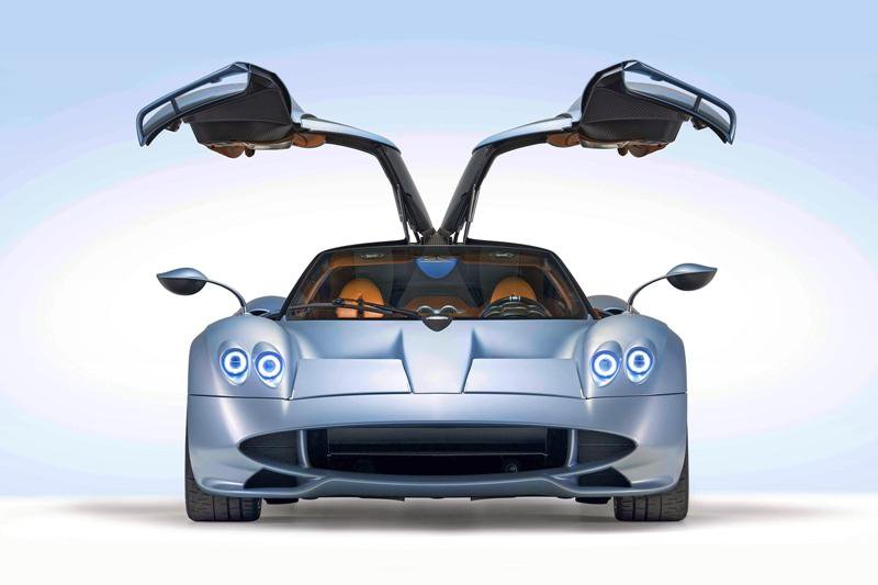 pagani huayra codalunga 2.jpg